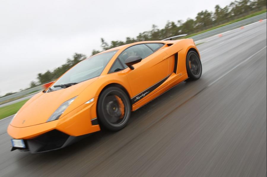  Lamborghini Gallardo LP570-4 Superleggera 2010 года  (фото 108 из 183)